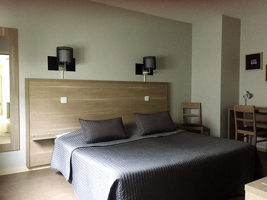 Hotel Le Cerizay מראה חיצוני תמונה